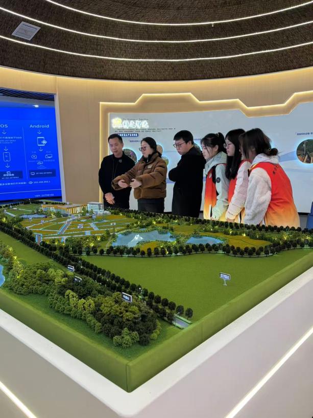 390796a7f97548a291a85af68c8e312